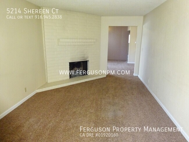 Building Photo - Two Bedroom Duplex on a Cul De Sac