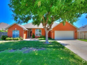 Building Photo - 3921 Brownwood Ln
