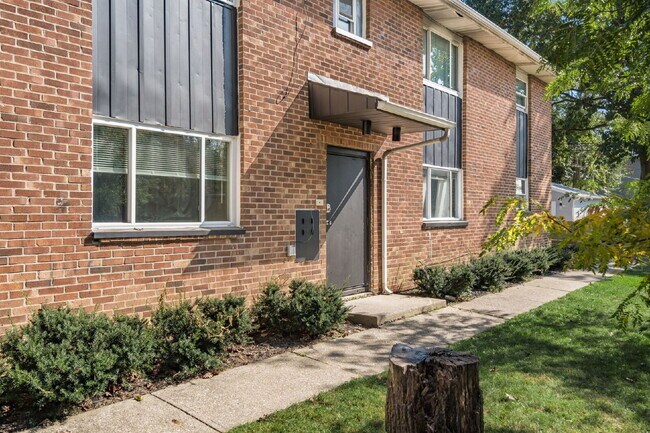 Foto del edificio - FREE 1 Month Rent! Renovated 2BR Near Children’s Hospital & German Village