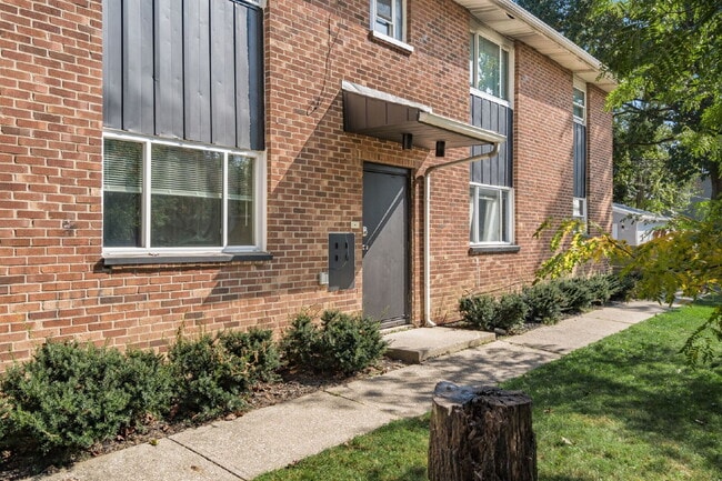 Foto del edificio - Spacious 2-Bedroom Apartment Near Downtown & German Village