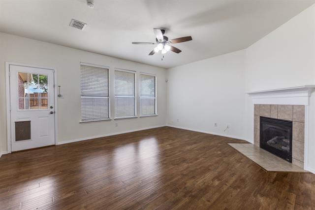 Foto del edificio - 2290 Timber Creek Dr