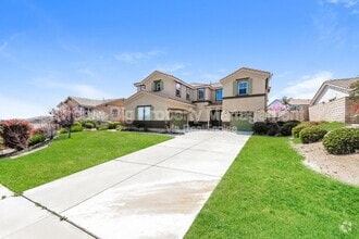 Building Photo - 4822 Brookside Ave