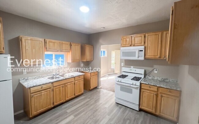 Foto del edificio - 1265 E 99th St