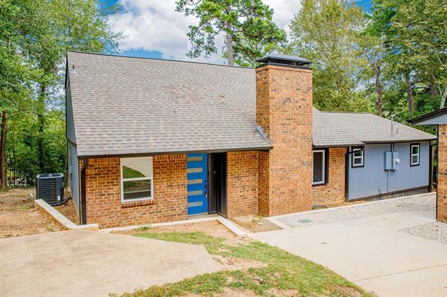 Building Photo - 309 Rosewood Dr