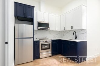 Building Photo - Brand New 4 Bed, 2 Bath with In-Unit Laund...