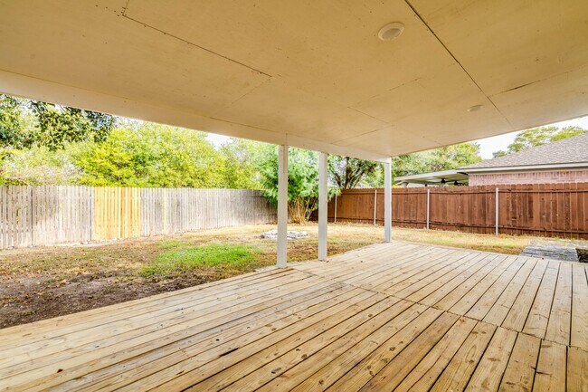 Foto del edificio - 1106 Hughmont Dr