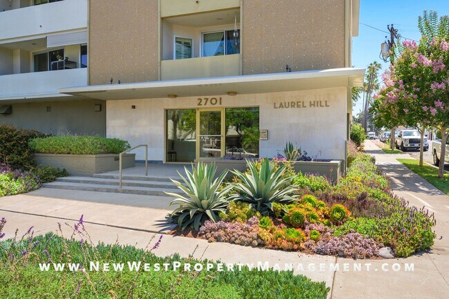 Foto del edificio - Renovated Banker's Hill 2 Bedroom at Laure...