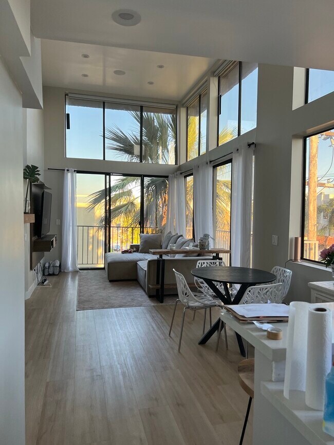 Foto del edificio - 869 S Wooster St