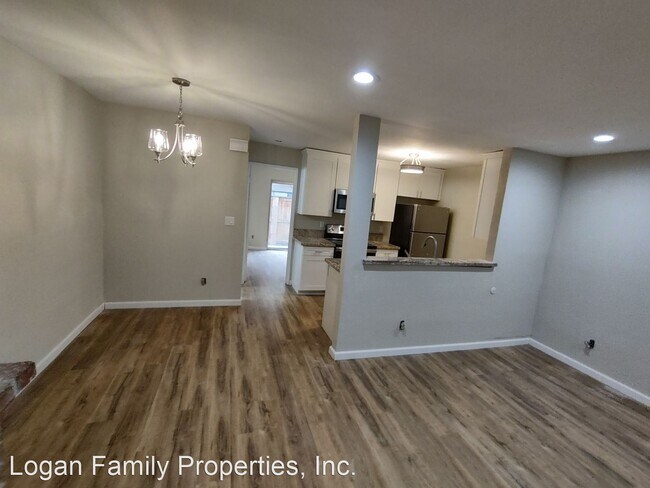 Building Photo - 2 br, 2 bath House - 4769 Hawley Blvd # 1
