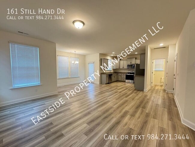 Building Photo - 161 Still Hand Dr
