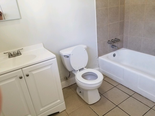 Foto del edificio - 329 North Glenn Avenue, Unit 339
