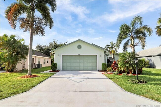 Foto del edificio - 2698 SW Versailles Terrace