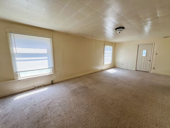 Building Photo - 1020 S Kimball- 3 bedroom house for rent