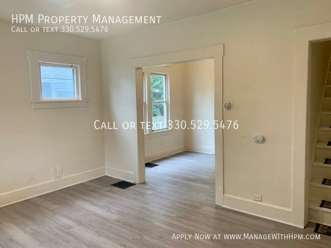 Foto del edificio - 1729 Edwards Ave NE