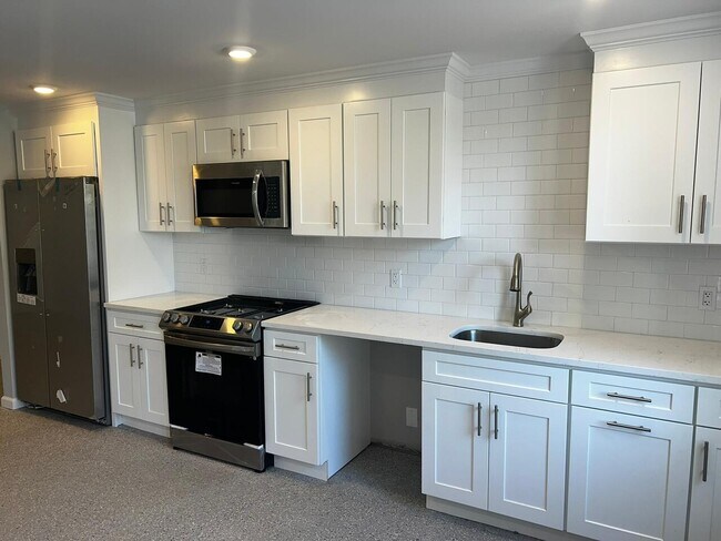 Foto del edificio - 245-249 Teaneck Rd