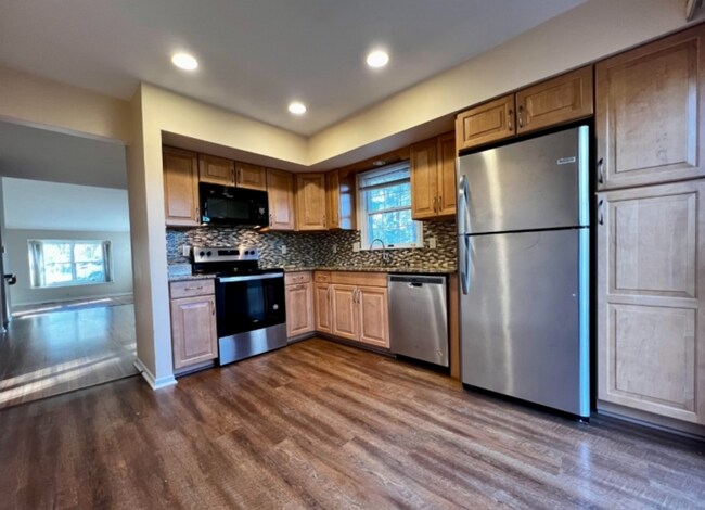 Foto del edificio - 19 Stone Run Rd