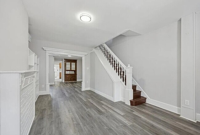 Foto del edificio - 1343 N Allison St