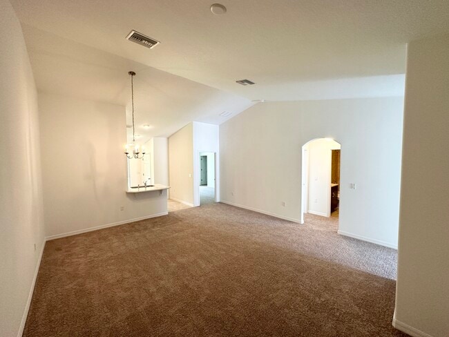 Foto del edificio - 100 Slumber Meadow Trail