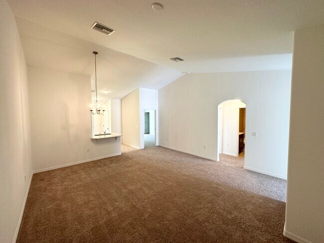 Building Photo - 100 Slumber Meadow Trail