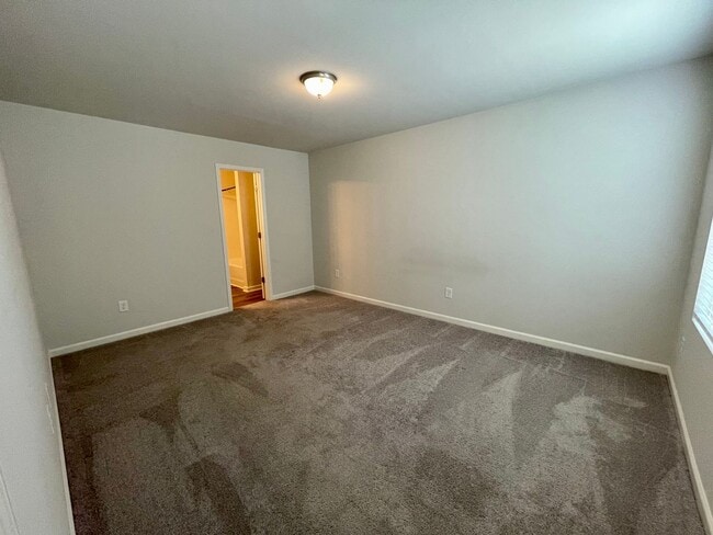 Building Photo - 3818 Miller Dr