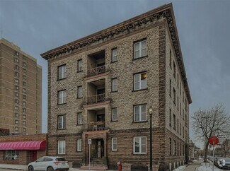 Building Photo - 1902 4th Ave S