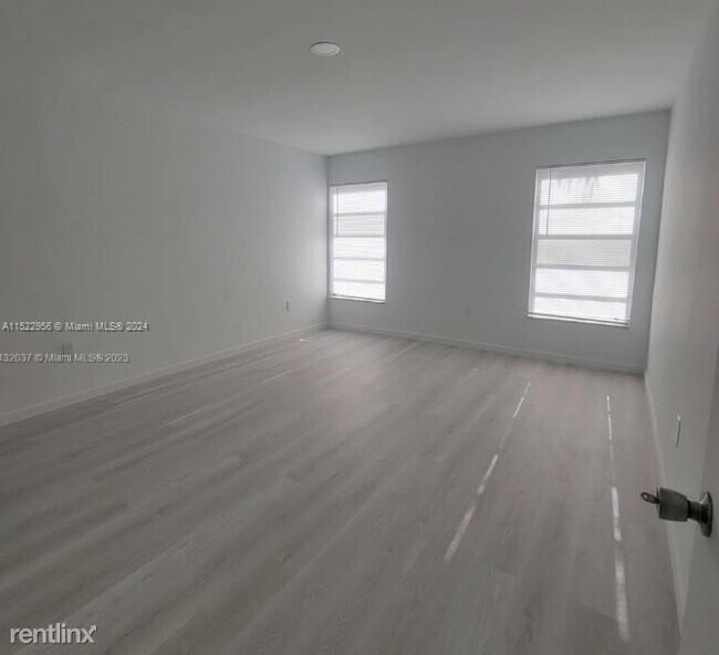 Building Photo - 2 br, 2 bath Condo - 1821 Jefferson Ave Ap...