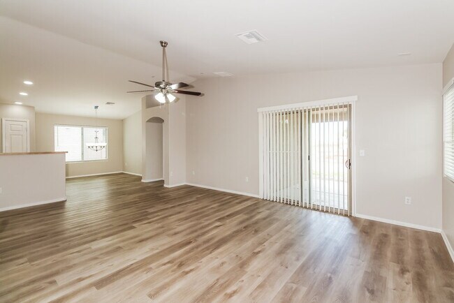 Building Photo - 7046 S Copper Bloom Ave