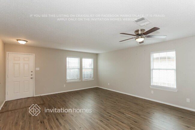 Foto del edificio - 217 Quail Run Rd