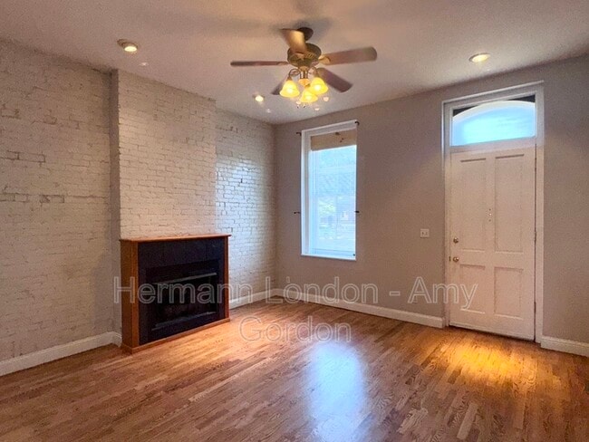 Building Photo - 1714 S Tucker Blvd