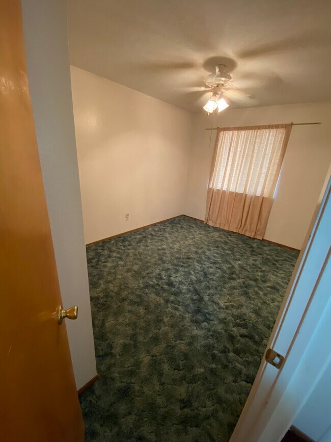Foto del edificio - 2412 Sherman Ave