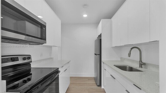 Foto del edificio - 4840 SW 5th Terrace