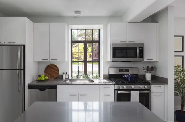 Photo - 1998 W Diversey Pkwy Apartment