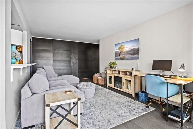 Foto del edificio - 1155 Warburton Ave