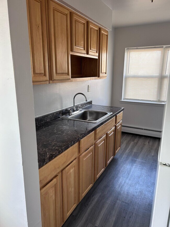 Foto del edificio - Kingsley Apartments