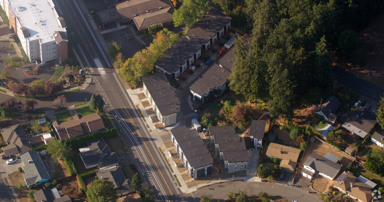 Foto principal - Cherry Blossom Condominiums