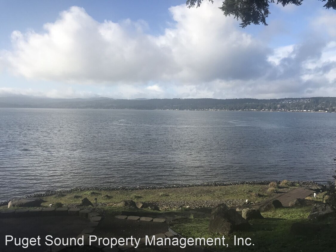 Studio, 1 bath House 4SP Properties I LL... House for Rent in