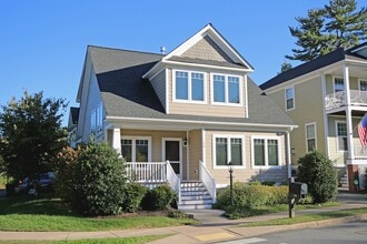 Building Photo - 100 Burnet Way