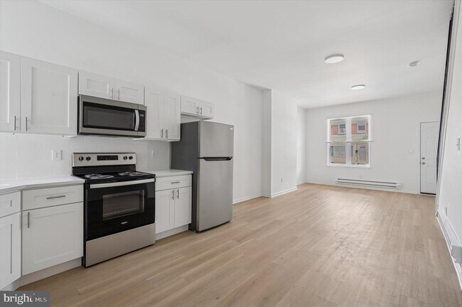 Foto del edificio - 330 N 61st St