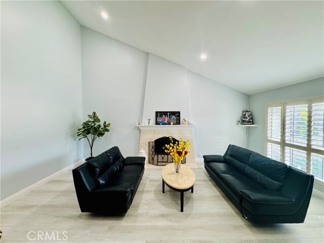 Foto del edificio - 20392 Running Springs Lane