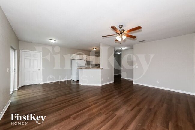 Foto del edificio - 6641 Hornbuckle Blvd