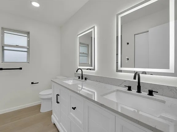 Foto del edificio - 4032 Aragon Dr