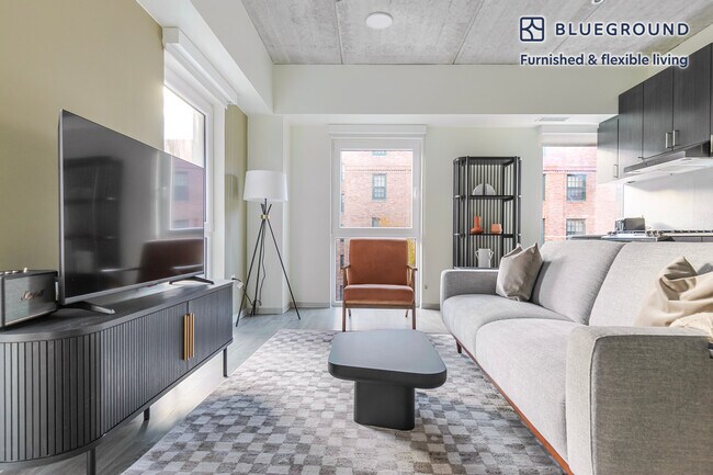 Foto del edificio - 343 W Schiller St