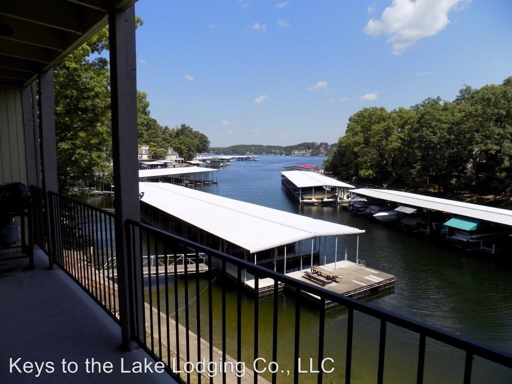 85 Kodiak Ln Unit 2C, Lake Ozark, MO 65049 Condo for Rent in Lake