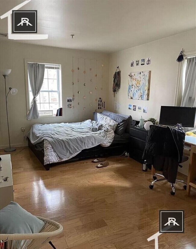 Foto del edificio - 5 bedroom in Allston MA 02134