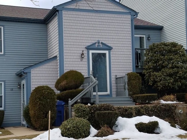 Building Photo - 1 Willow Glen Cir