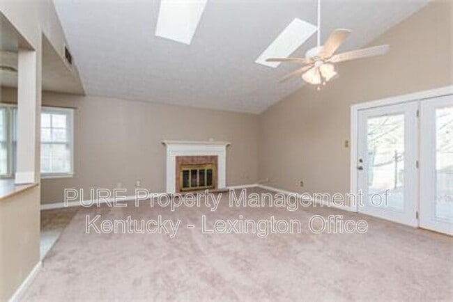 Building Photo - 3209 Foxchase Ct