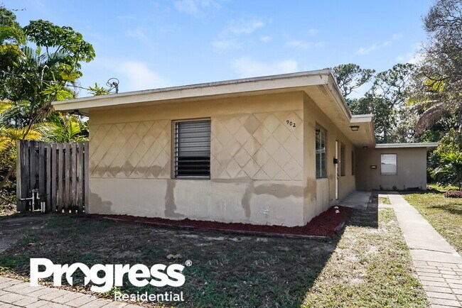 Foto del edificio - 902 NE 39th St