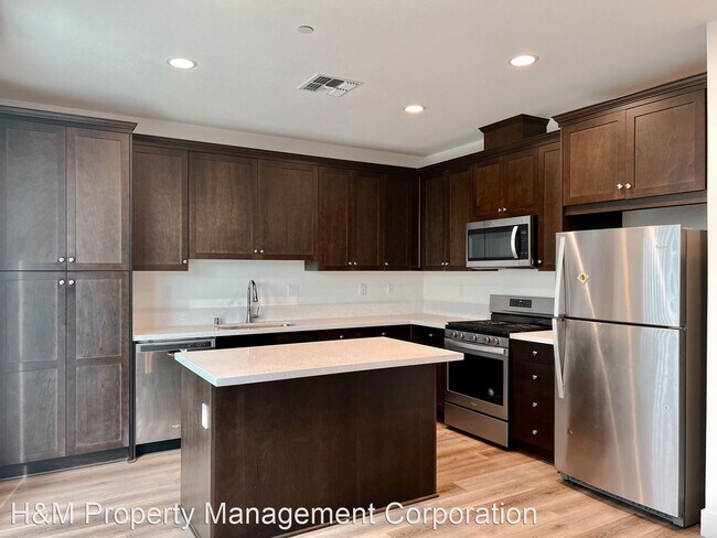 Foto del edificio - 3 br, 2.5 bath House - 160 Prancer Lane