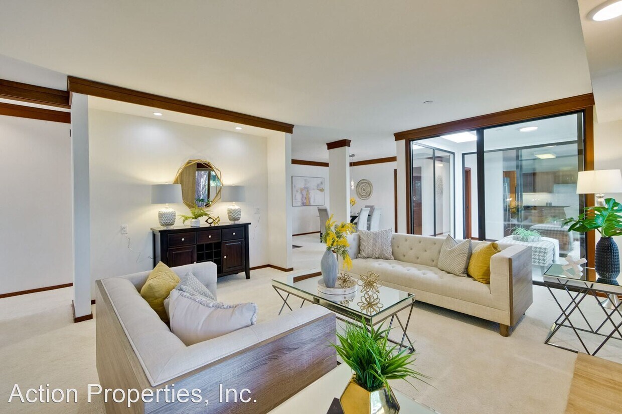Primary Photo - 3 br, 2.5 bath House - 532 Channing Avenue...