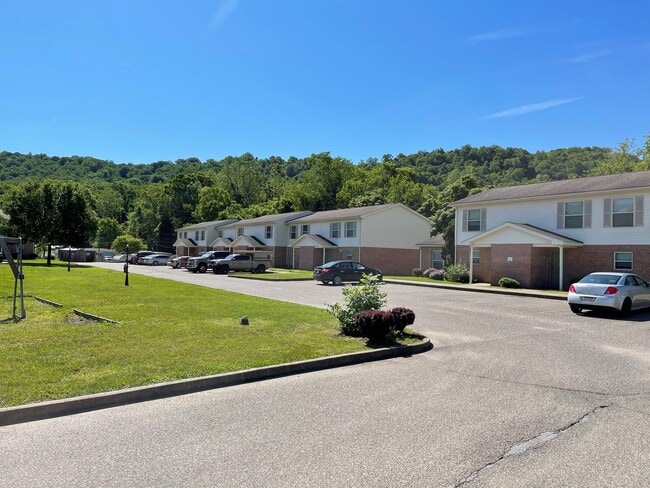 Building Photo - 2 BR 40% Abbie View